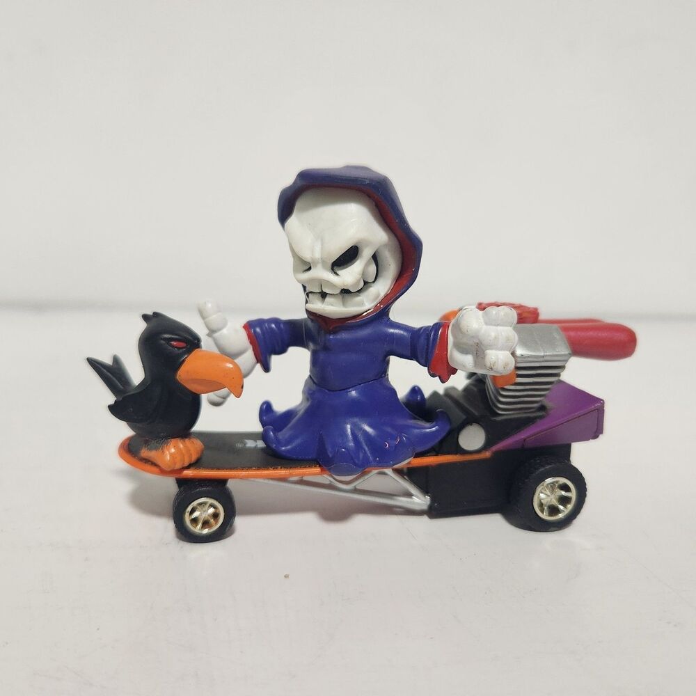 Tech Deck Dude Bonz Grim Reaper & Black Crow Pet on Blast Off Board